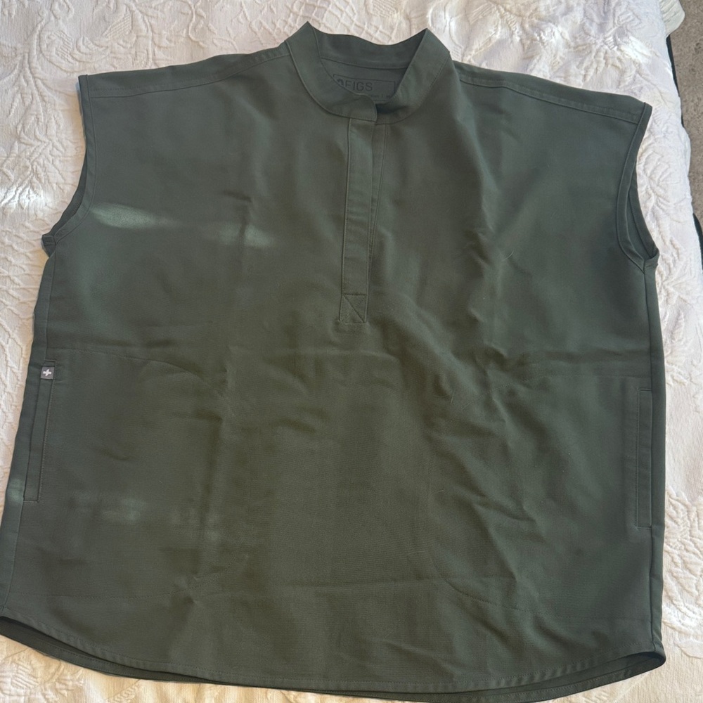 Figs Olive Green Technical Collection Top